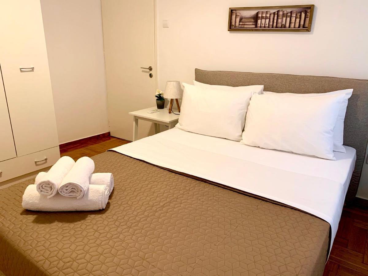 Kallimarmaro 2-Bedroom Apartment Athen Eksteriør billede